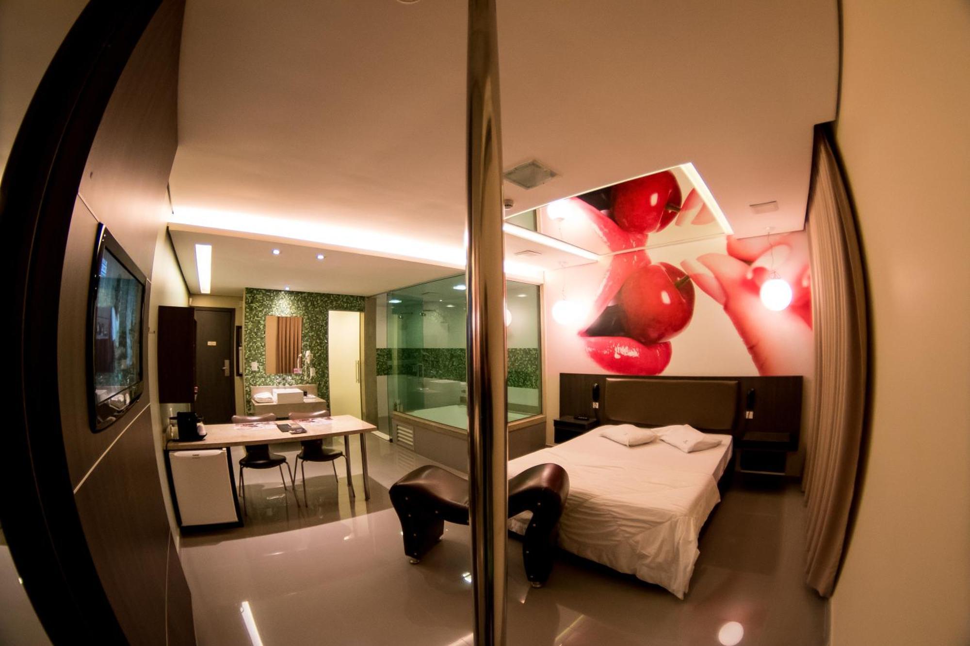 Vitara Motel (Adults Only) Taboao da Serra Ngoại thất bức ảnh