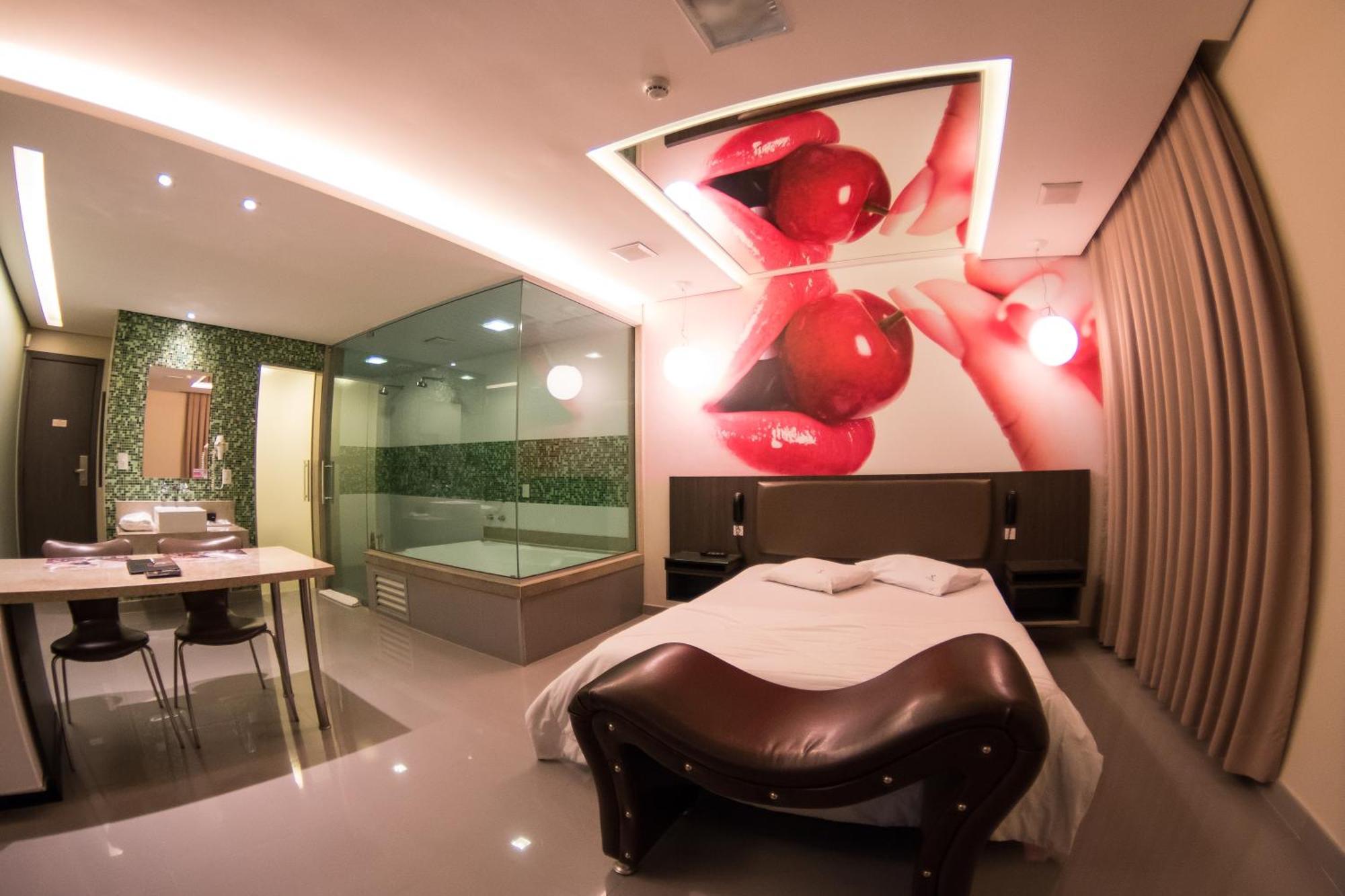 Vitara Motel (Adults Only) Taboao da Serra Ngoại thất bức ảnh